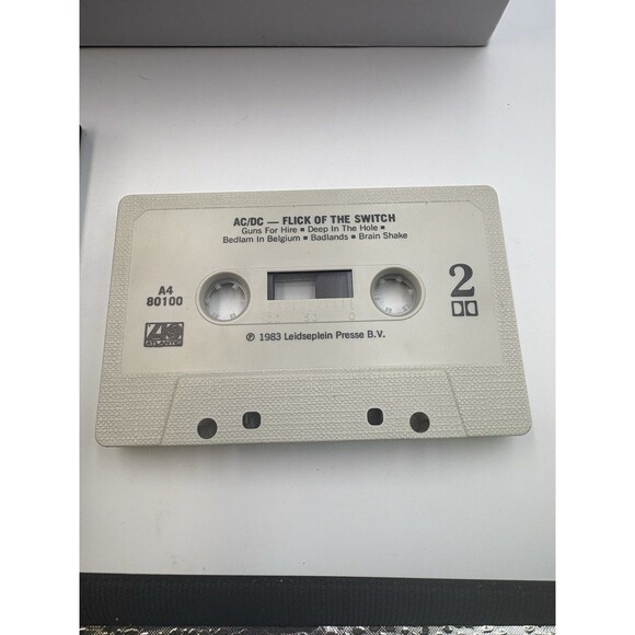 ACDC Flick Of The Switch (1983) Cassette - Picture 3 of 3